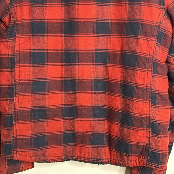 Abercrombie and Fitch Lined Button Down Flannel - Picture 10 of 16